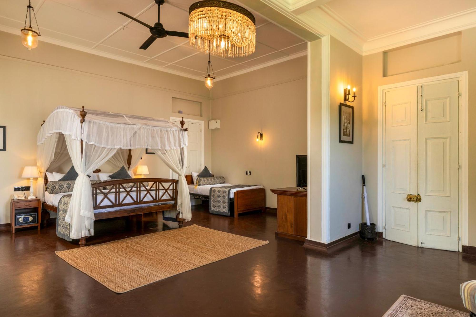 Castle Hill Bungalow Kandy Esterno foto